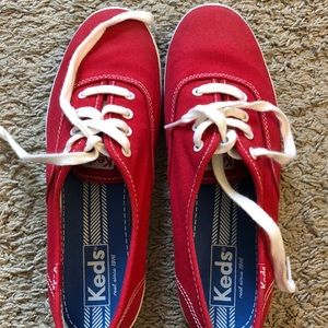 Keds shoe! Taylor swift red